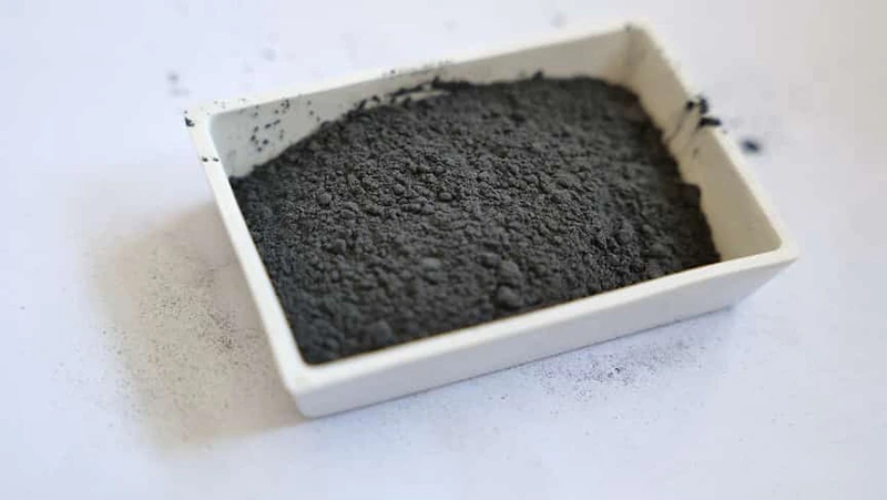Flake graphite and spherical graphite are two common graphite products with significantly different properties. Flake graphite is derived directly from natural ore and retains its original flaky crystal structure, whereas spherical graphite is produced from flake graphite through further processing to alter the particle morphology. This article will introduce the characteristics and typical applications of these two products. Flake graphite possesses a natural flaky structure, with irregularly shaped particles characterized by a high aspect ratio. Its advantages include high-temperature resistance, excellent electrical and thermal conductivity, and chemical stability. Key technical indicators include fixed carbon content and mesh size (particle size). In terms of applications, flake graphite is widely used in refractory materials (such as magnesia-carbon bricks and crucibles), brake pads and friction materials, casting coatings, and as a raw material for producing spherical graphite. Our annual production capacity for flake graphite exceeds 120,000 tons, covering a wide range of specifications from 32 mesh to 325 mesh. Spherical graphite is a product manufactured from high-purity flake graphite through processes of pulverization, shaping, and precision classification. Its particles are ellipsoidal to spherical in shape, with smooth surfaces. Key performance indicators include tapped density (≥1.0 g/cm³), specific surface area (≤5 m²/g), and particle size distribution D50 (typically 15–20 μm). In terms of applications, spherical graphite is a key raw material for lithium-ion battery anodes and is also used in high-end conductive materials and specialty carbon products. Our annual production capacity for spherical graphite exceeds 60,000 metric tons, primarily serving the new energy vehicle and energy storage battery industries. Flake graphite and spherical graphite share the same origin but differ in form. Flake graphite is a basic product used directly in traditional industries, while spherical graphite is a value-added product derived from flake graphite, serving the new energy sector. As a manufacturer producing both products, we possess a complete industrial chain spanning from ore to flake graphite and on to spherical graphite.